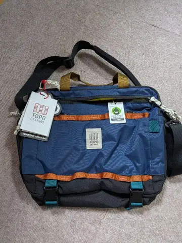 TOPO DESIGNS 마운틴 크로스 백