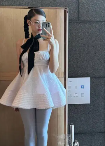 Herpraha 하프라하 미니 원피스 뷔스티에