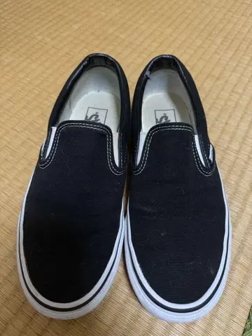 VANS 블랙 슬립온 7.0