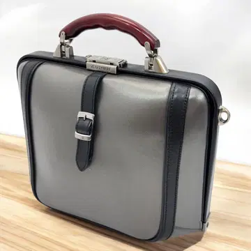 아트피아르 다레스 DS0-TO2-95 토요오카 가방 실버 발수