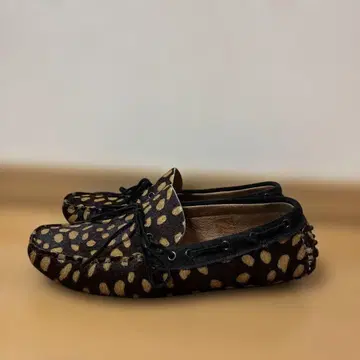 프리티 그린 레오파드 로퍼