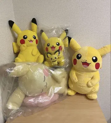 피카츄 봉제 인형 묶음 판매