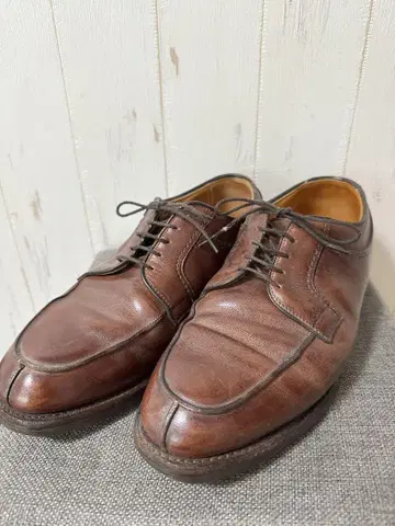 아렌 에드몬즈 Stock bridge U 칩 US8 EEE