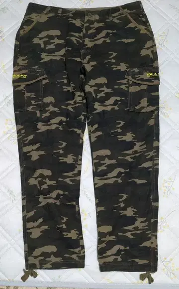 TOP A TOP 카모플라쥬 카고 팬츠