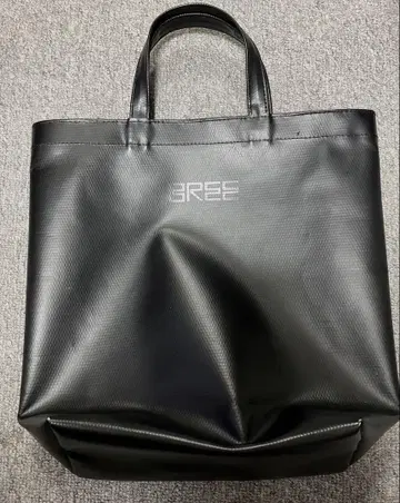 BREE 토트백 블랙 비닐백