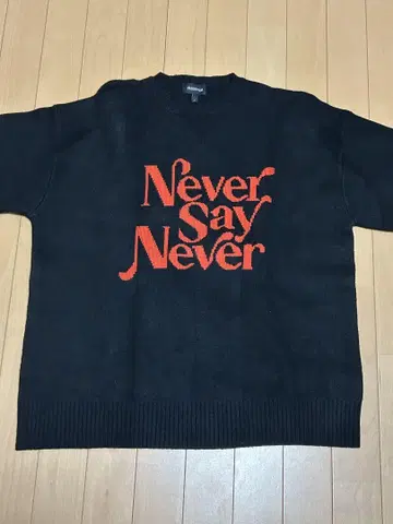 Never Say Never 긴팔 니트 스웨터