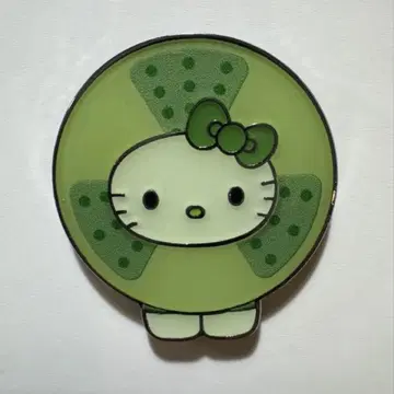 카자구루마케이소 일본관 헬로키티 핑 배지 만박 모키티 산리오