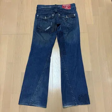트루릴리젼 부츠컷 데님
