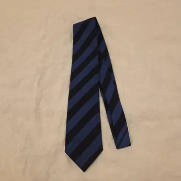 넥타이 NYCKY 니키 TOMORROWLAND