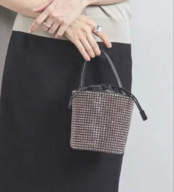 UNITED ARROWS 유나이티드 애로우즈 비쥬 미니 버킷 백