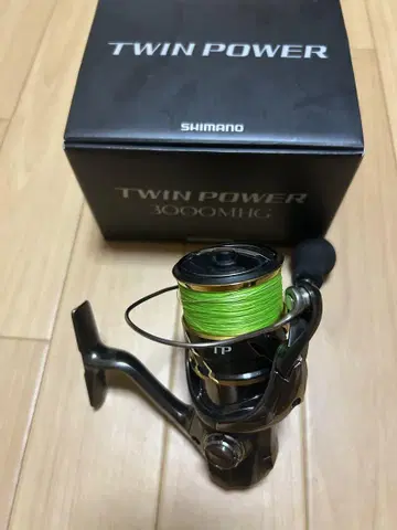 SHIMANO TWIN POWER 3000MHG 스피닝 릴