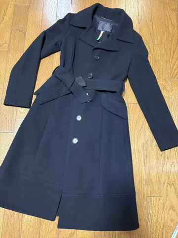 UNTITLED 블랙 벨트 롱 코트