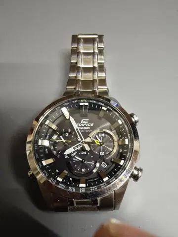 카시오 에디피스 EDIFICE EQW-T630