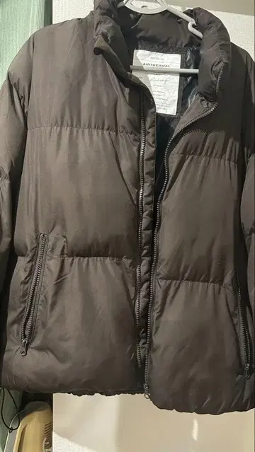 다크 브라운 다운 자켓