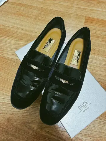 르 탈롱 Le Talon 페니 로퍼