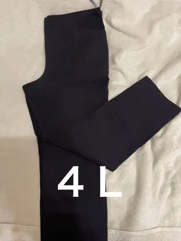 [ 새상품급 ] 일본제 유목 블랙 슬림 핏 하이웨스트 팬츠 4L 사이즈