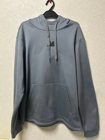 New Balance 후드티