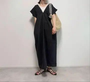 새상품 시마무라 셔링 원피스 M 블랙