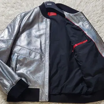 컨디션 최상 HUGO BOSS 봄버 자켓 램 가죽 레어 색상 실버