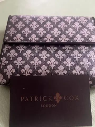 PATRICK COX 패트릭 콕스 플뢰르 드 리스 접이식 지갑