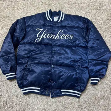 미사용 새상품 Yankees 양키스 다운 자켓 네이비