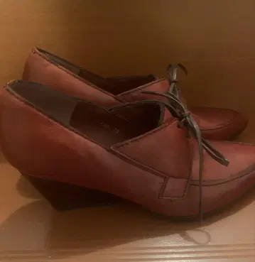 라보키고시 펌프스 부티 23cm 바칸티 SAYA