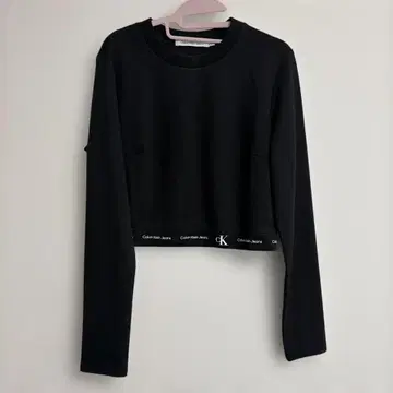 캘빈클라인 진 크롭 상의