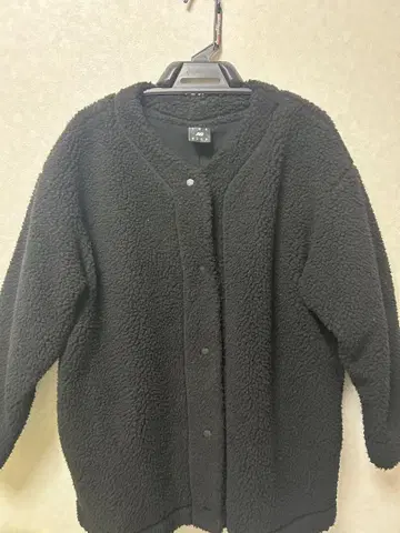 New Balance 보아 자켓 M 사이즈