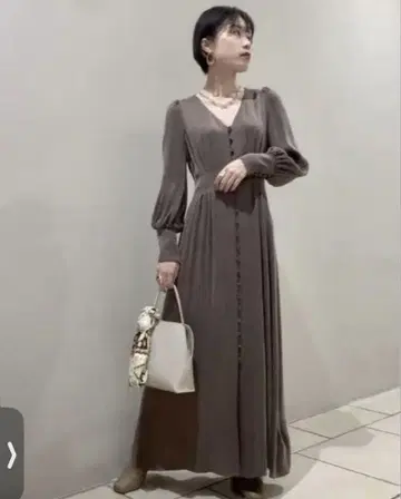 프레이 아이디 새틴 턱 원피스