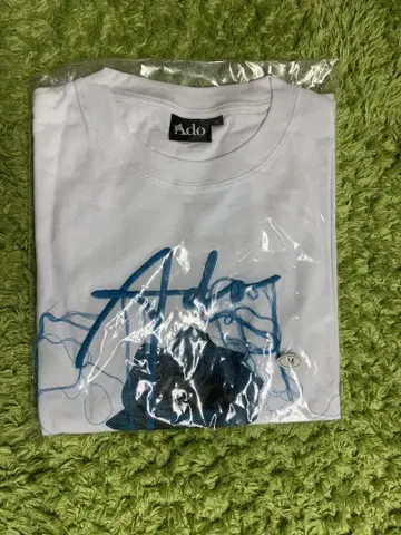 Ado 모나리자 패셔너블 T셔츠 o M 사이즈