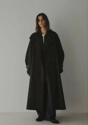 미사용 새상품 에트레토쿄 컨셔스 슬리브 트렌치코트 복각 블랙 M