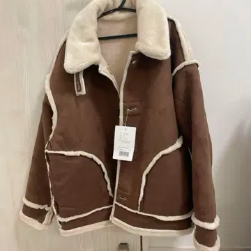 클래식 엘프 무스탕 자켓 미사용 새상품 클래식 엘프