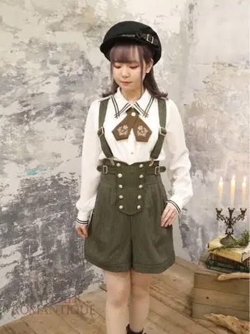 amavel Crown Knight Military 숏팬츠