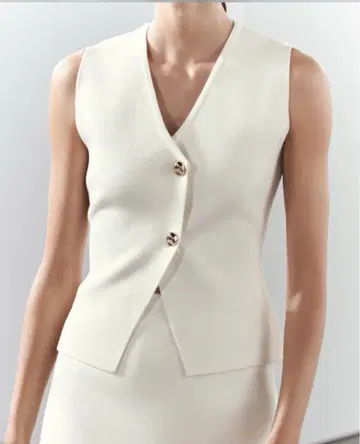 ZARA 아이보리 V넥 니트 베스트 S