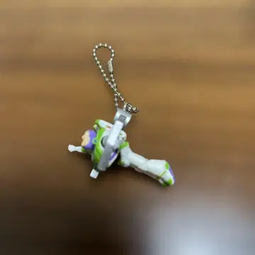 버즈 키링