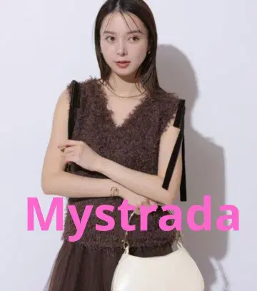 [ 마이 스트라다 ] 숄더 리본 페더 상의 [ 초인기 ]