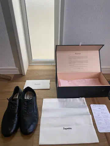 repetto 블랙 레이스업 가죽 신발