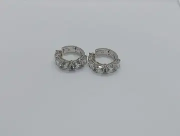 [ 컨디션 최상 ] SWAROVSKI 매트릭스 이어커프