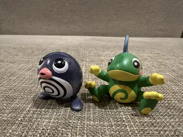 TOMY 포켓몬 몬스터 컬렉션 니드런 암컷 니드런 수컷 2체 세트