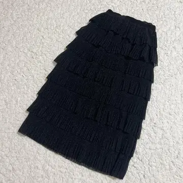 STYLE DELI BLK001 프릴 디자인 실버 라메 스커트