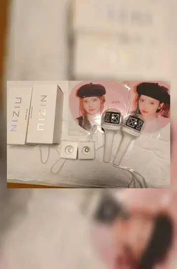 Niziu 공식 응원봉 2개, 부채 2개 세트 (리마.니나)