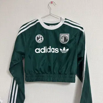 adidas 크롭탑 긴팔T셔츠 숏 기장 그린 한국