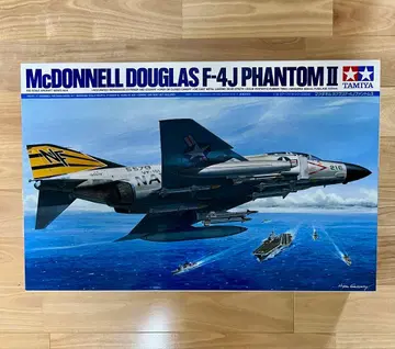 TAMIYA 1/32 F-4J PHANTOM II