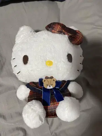 헬로키티 봉제 인형 체크 무늬