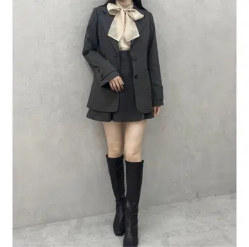 MERCURYDUO 핏앤플레어 자켓 셋업 그레이