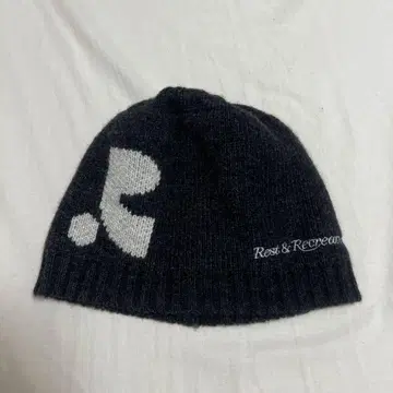 rest&recreation 비니