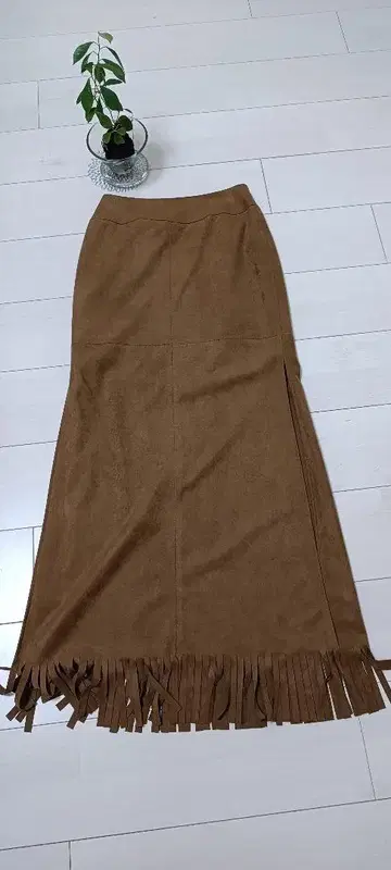 NOVESPACIO 브라운 프린지 타이트 스커트