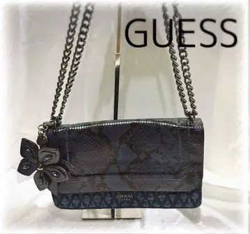GUESS 게스 숄더백 블루 가죽 체인 올 패턴