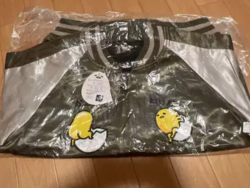 산리오 스카잔 카키 M