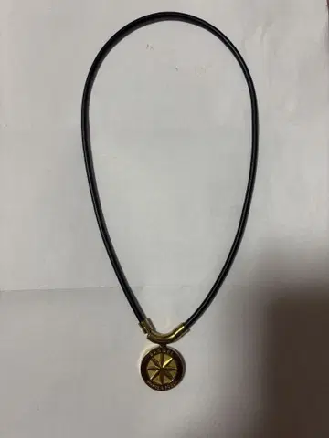 반델 목걸이 블랙 금 가격 협상 가능